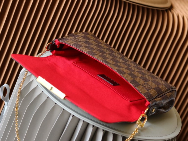 LV Clutch Bags